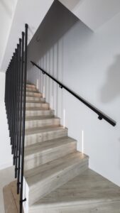 LIONTECH - Harfa, balustrada o poręcze