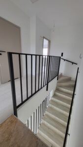 LIONTECH - Harfa, balustrada o poręcze