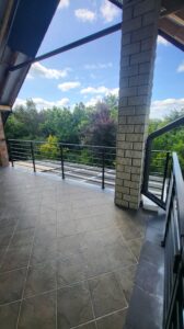 LIONTECH - Schody zewnętrzne ze stali z balustradą balkonową