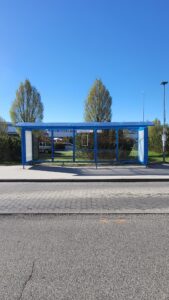Liontech - Renowacja wiaty przystankowej